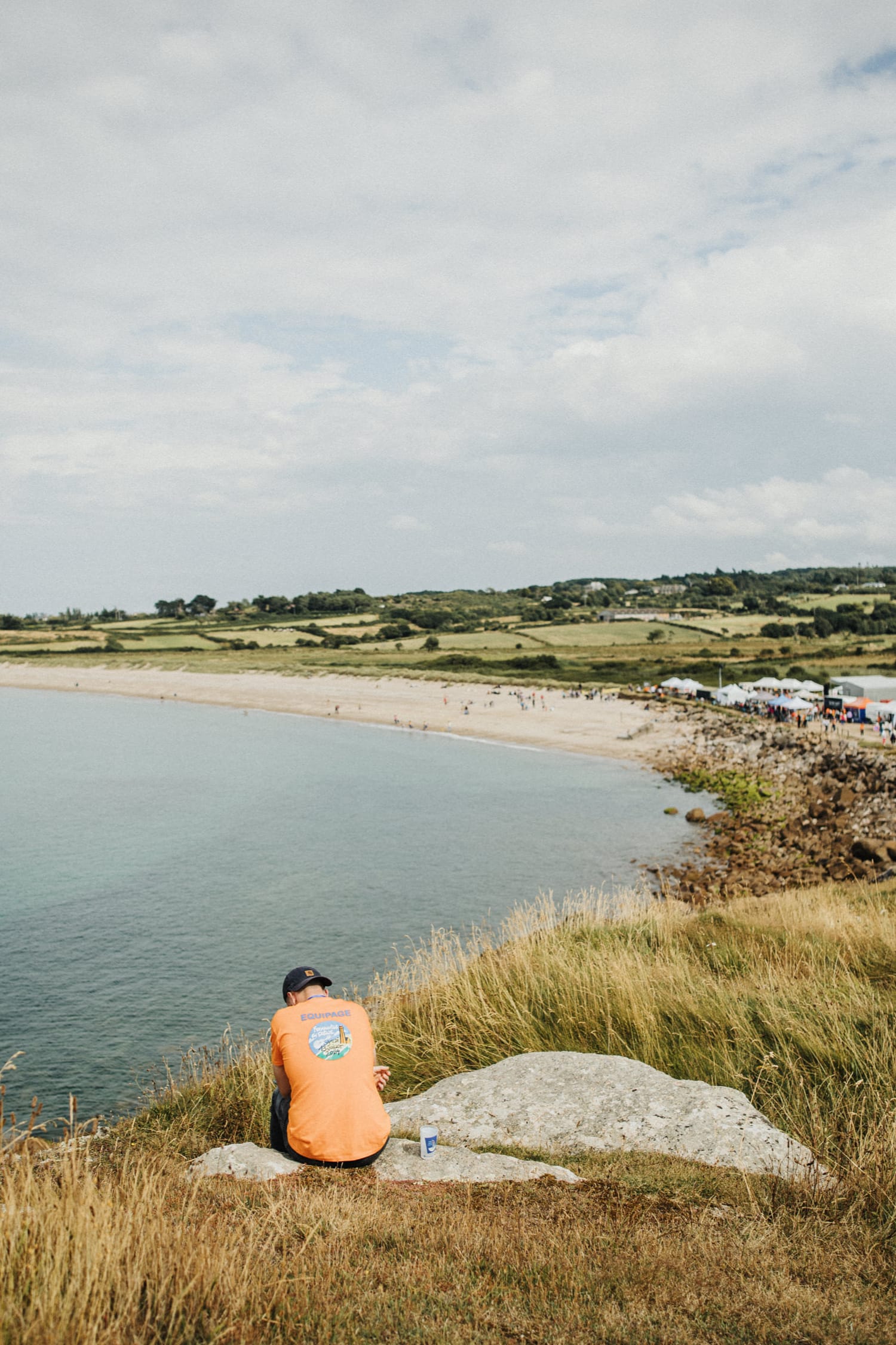 Image de l'édition 2024 de Fermanville en Scène plage de la Mondrée