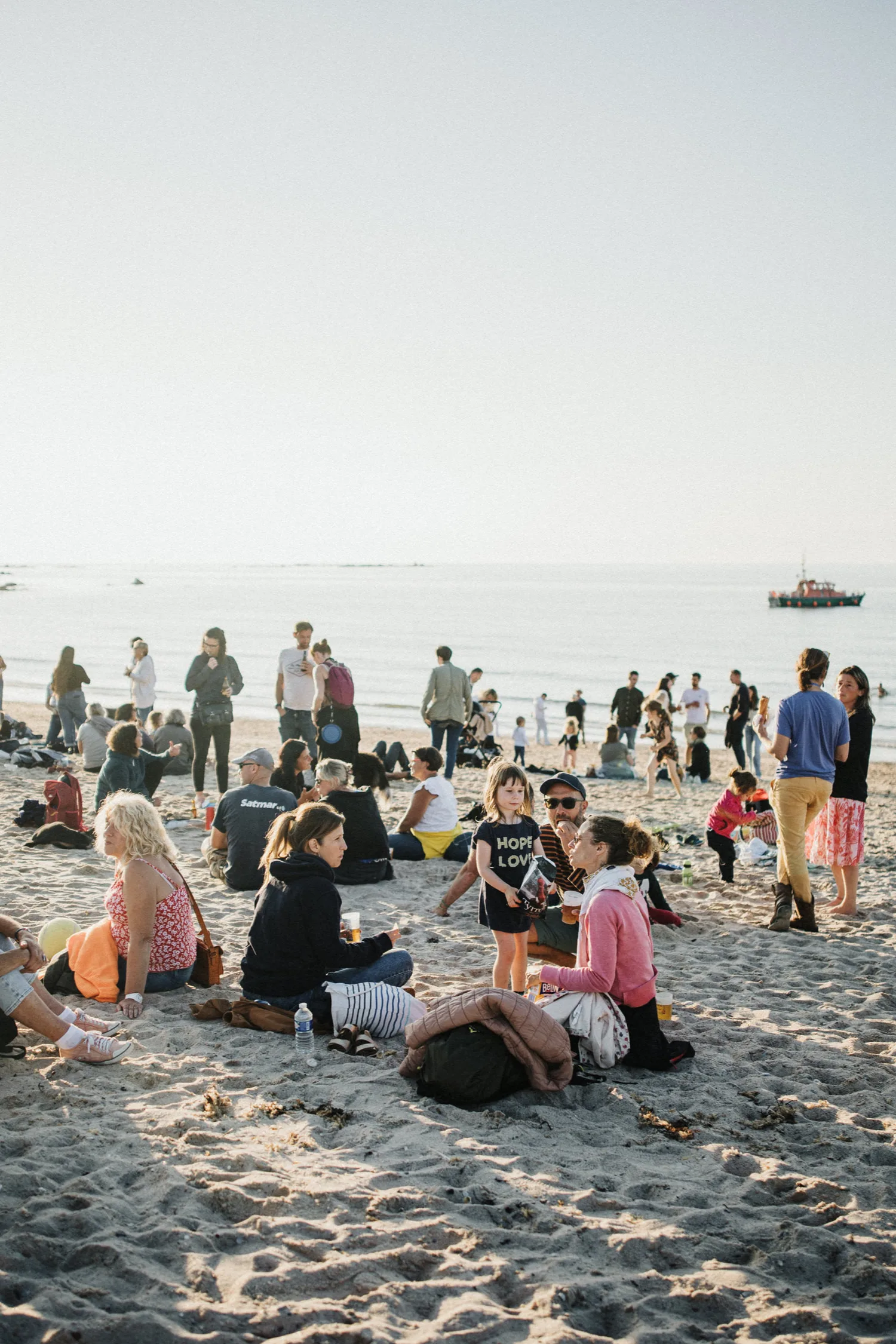 Image de l'édition 2024 de Fermanville en Scène ambiance